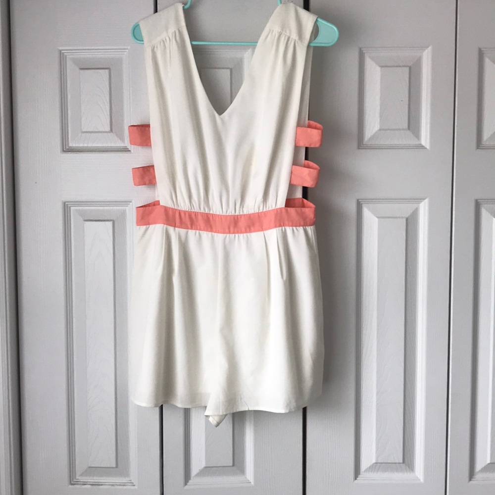 White romper-Size M